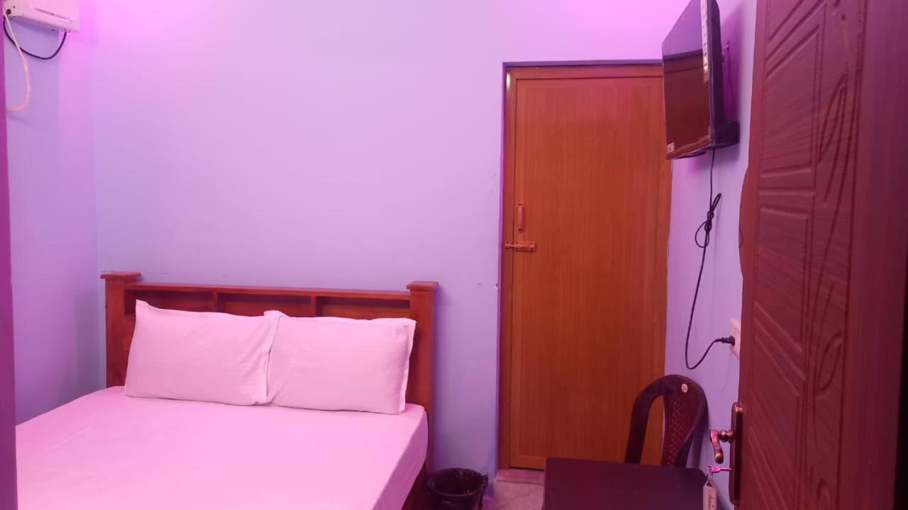 Romansiah Rooms Pondicherry Esterno foto